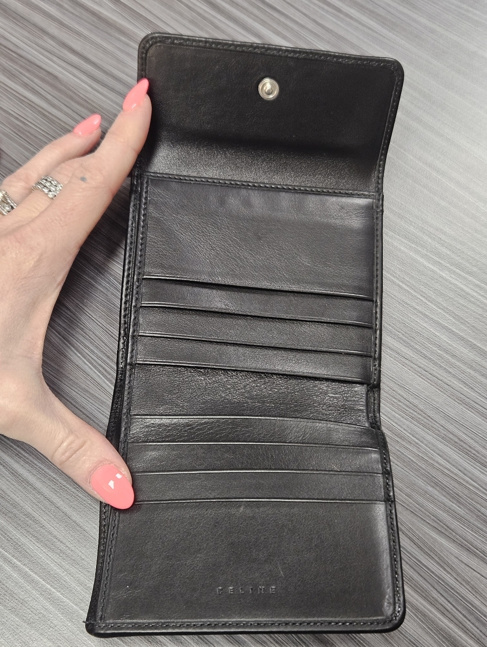 CELINE Portafogli Macadam Blasone Patent Leather Wallet Trifold + Box & Dustbag - Picture 8 of 16